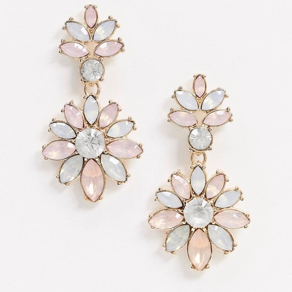 Monki Jewelry - NWT Monki Jennifer Drop Style Earrings